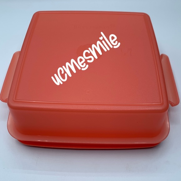 Tupperware Square Away Goody Box Container - Picture 3 of 4
